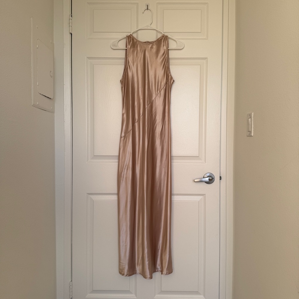 Elegant Satin Maxi Dress - Champagne